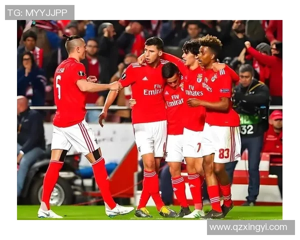 欧冠激战：那不勒斯与本菲卡战平补时进球引发全场狂欢